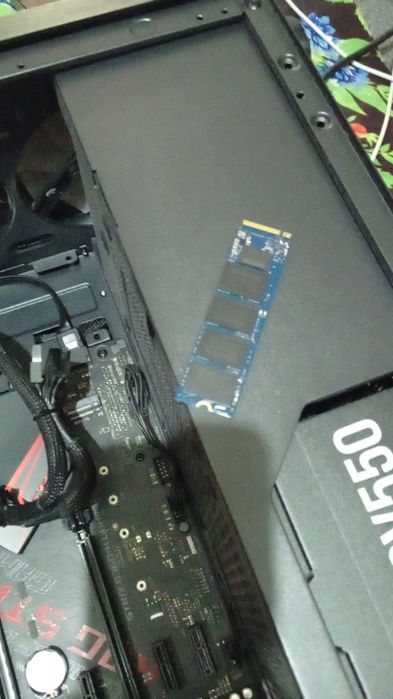 SSD 256 GB идеальный холатда