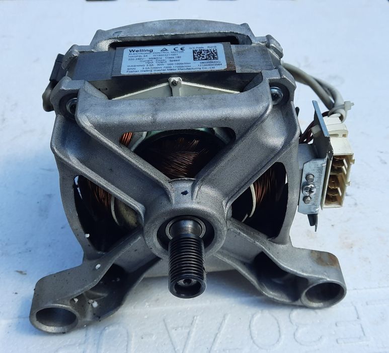 Электродвигатель для стиральной машины" INDESIT "