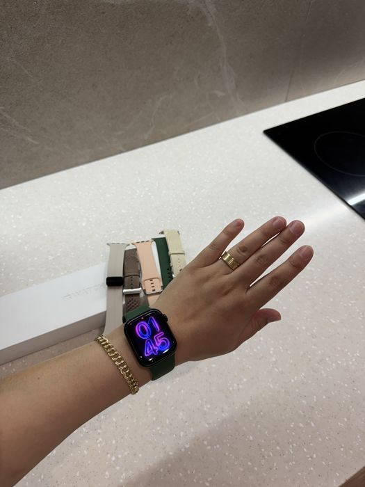 Apple Watch  7 45mm состояние отличное