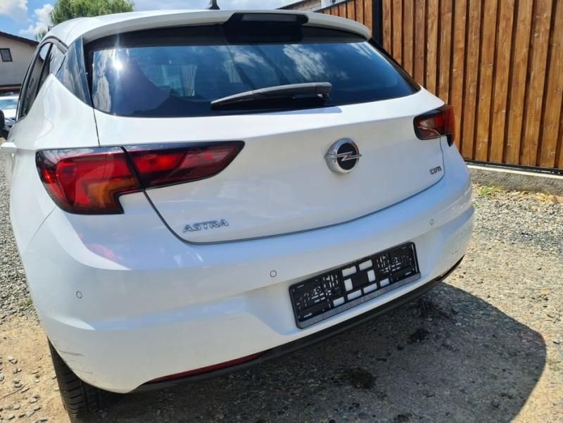 Dezmembrez Opel Astra K hatchback z40r 1.6cdti B16DTE M32 Opel Astra K