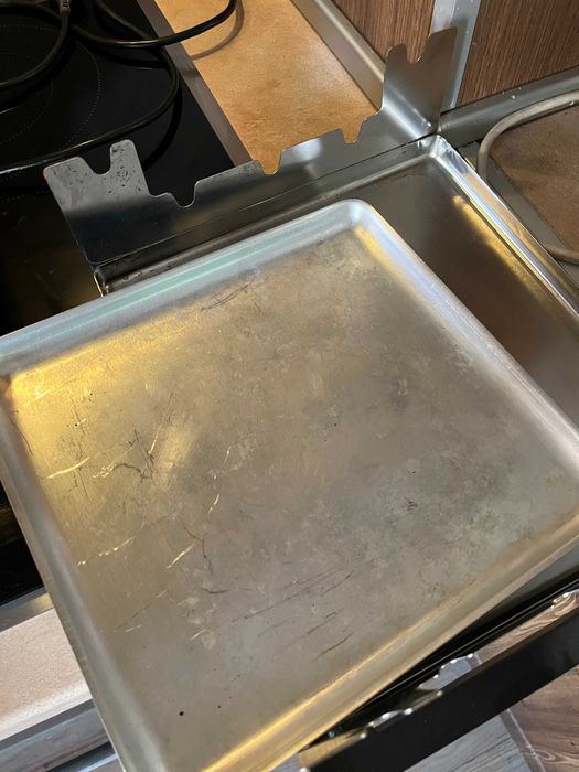 Елекрически грил за шишчета