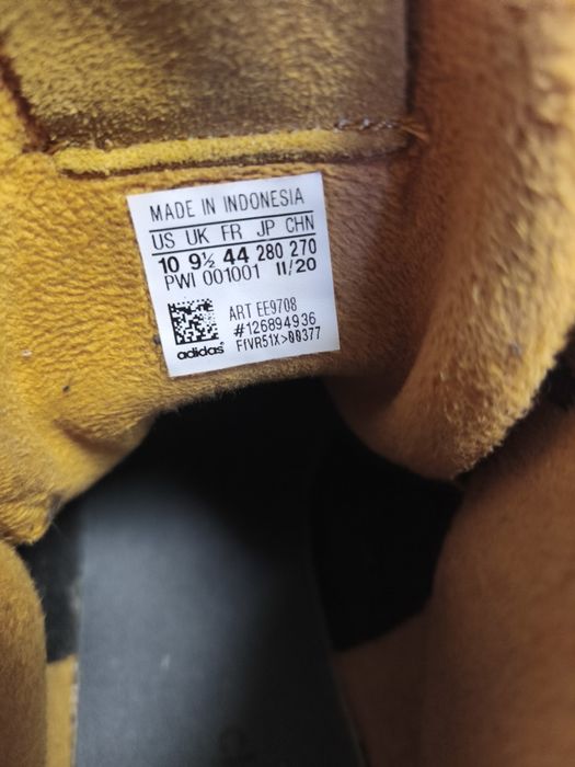 Кроссовки Adidas зимние