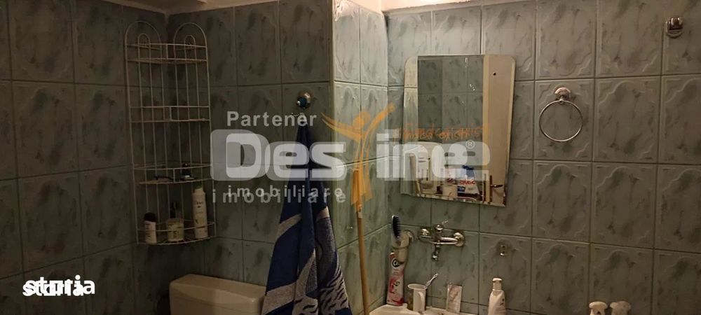 Apartament cu 1 camera, decomandat, zona Armata Rosie, etajul3