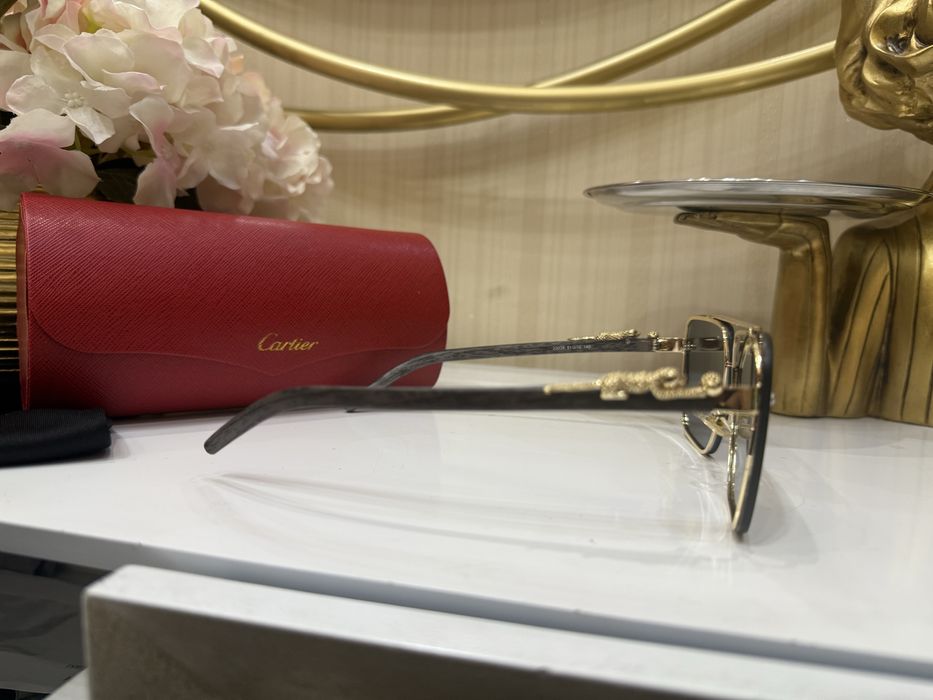 Продаются оргинальный новый солнцезащитные очки Cartier!