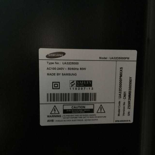 Tелевизор Samsung LED 32 инча