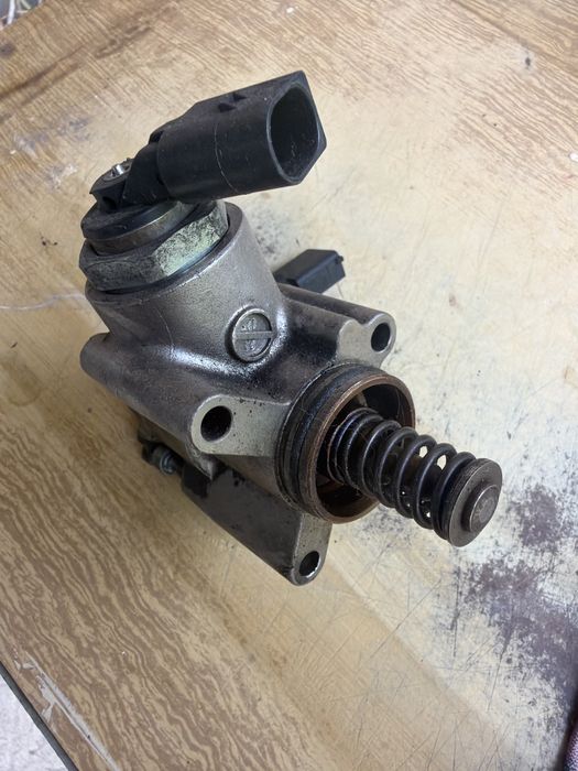 ТНВД на passat b6 fsi2.0 turbo