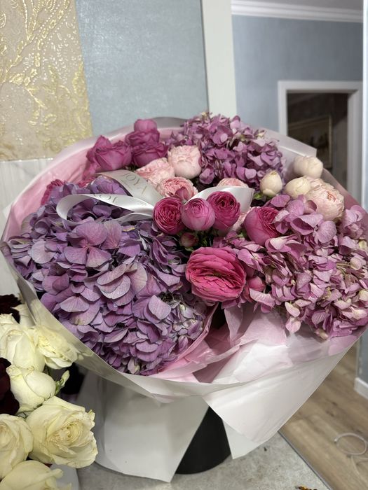 Свежий букет цветов , сегодняшние