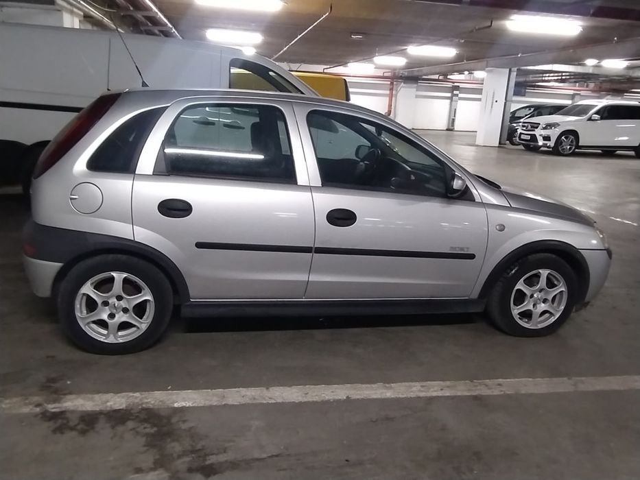 Opel CORSA _c1200