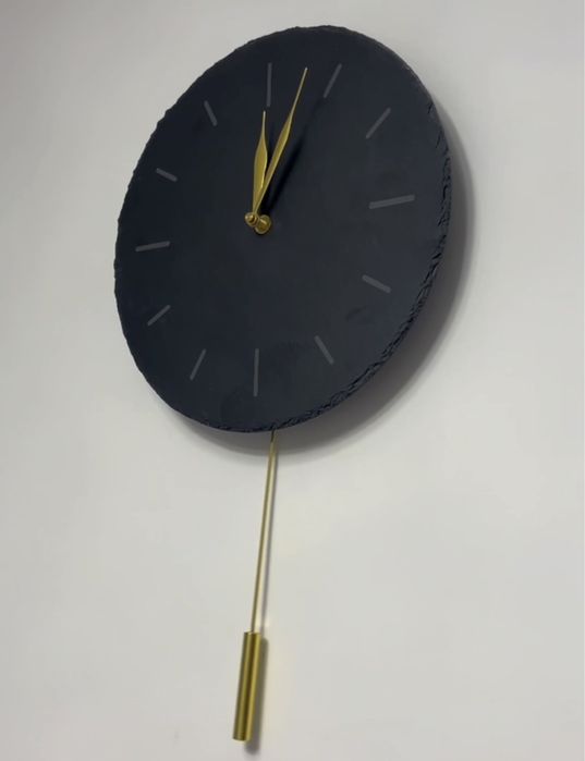 Настенные часы из черного камня. Tabiy qora tostdan Devol Soat.