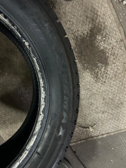 Продам шины- липучка