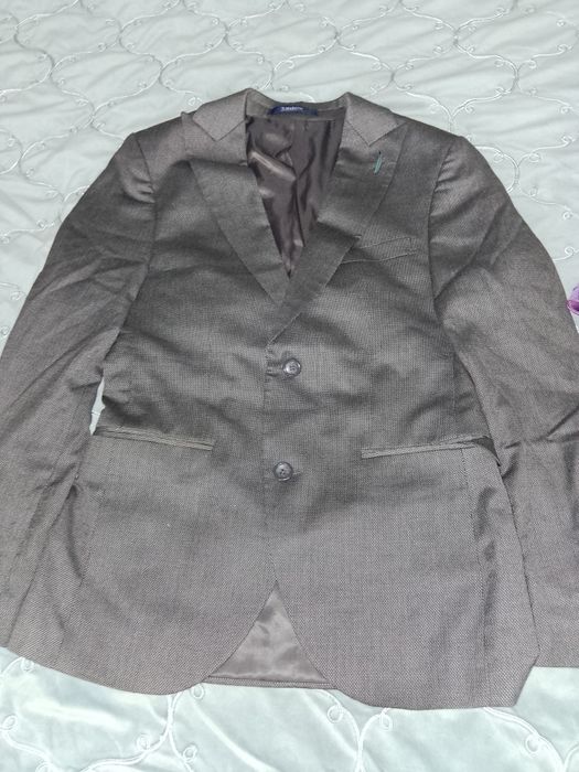 Продам кастюм тройка