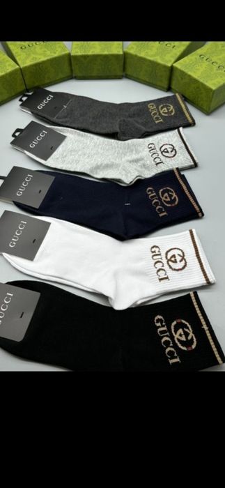 Șosete Gucci, Burberry, modele 2026, pretul este ptr o pereche