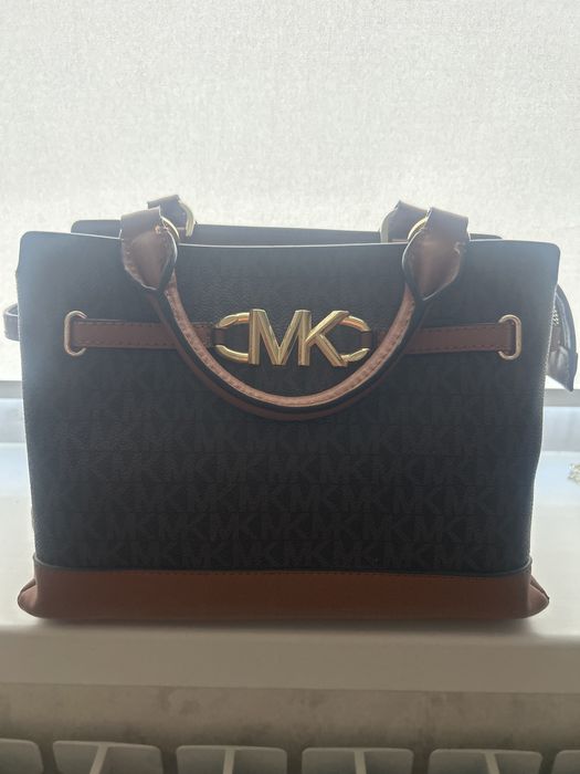 Сумкалар сатылады