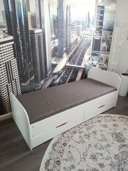 Продам подростковый кровать.