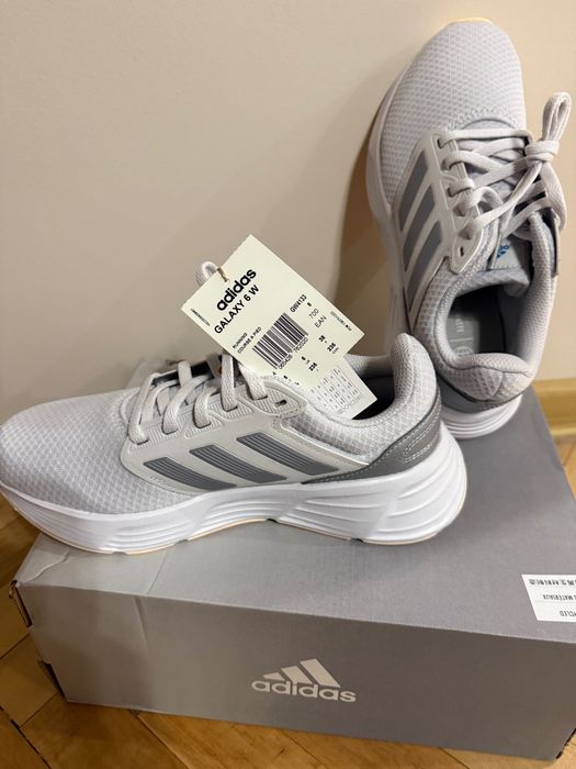 Маратонки Адидас