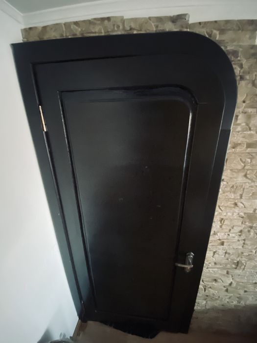 Межкомнатная дверь