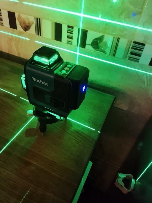 Nivel laser makita 16 linii