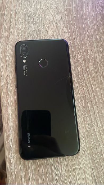uawei P20 Lite Midnight Black (64GB, 4GB RAM) – Funcționează Perfect