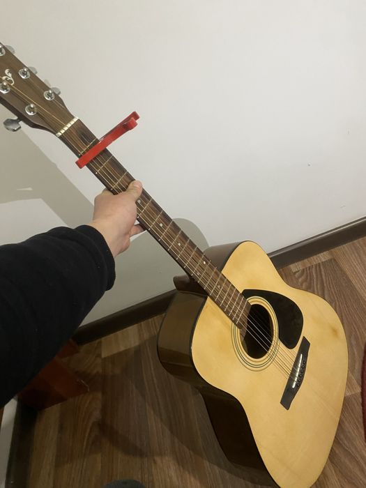 Акустическая Гитара Yamaha