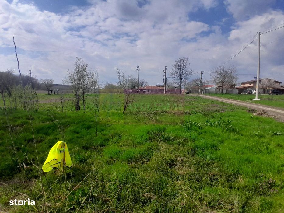 De Vanzare Teren 3400 Mp In Sat Podu Ilfovat / Com Buturugeni (Gr)