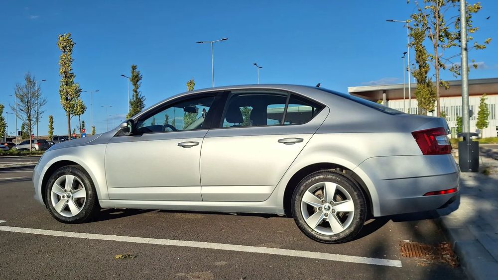 SKODA Octavia 2020 — imagine 9