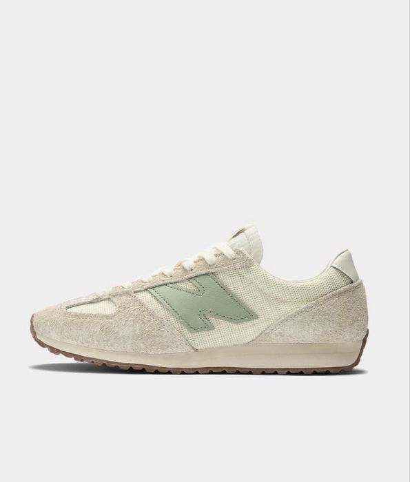 New balance sneakers