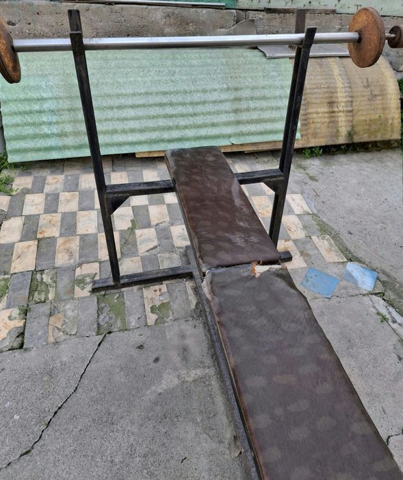 Тренажёр, штанга,гантели