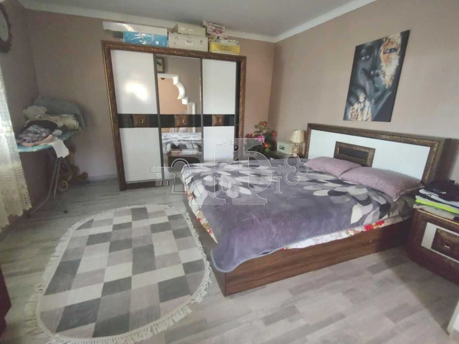 Продава се Къща в с. Карапелит, Област Добрич - 90 кв.м за 767 €/кв.м - Снимка #5