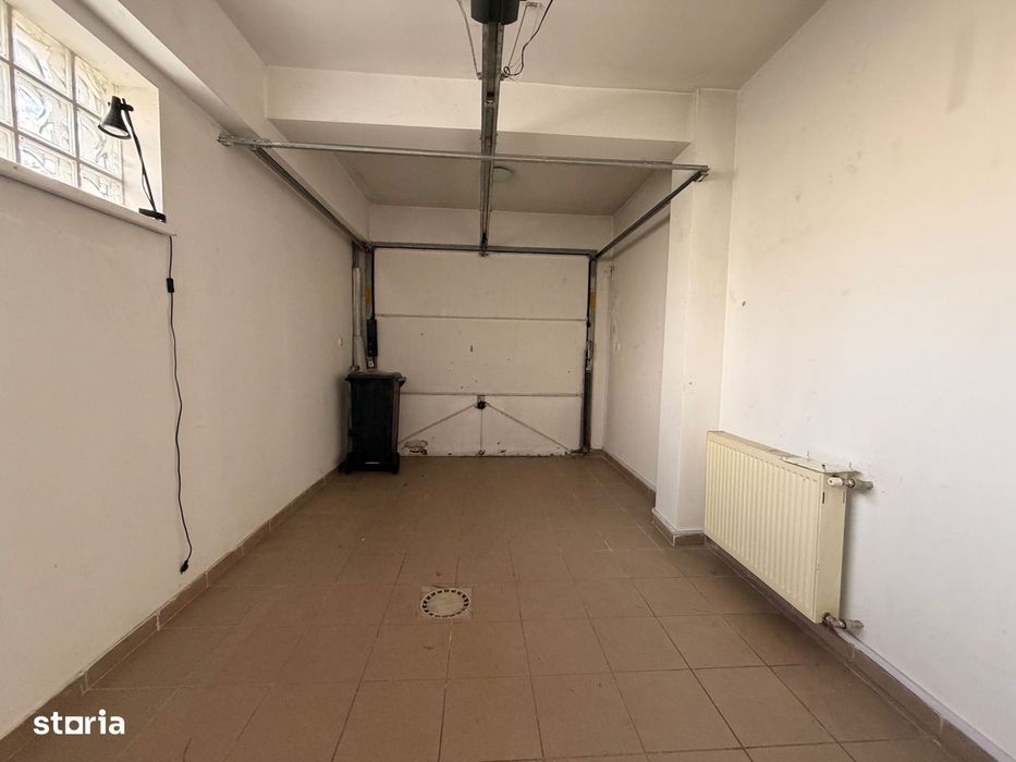 Casa + Garaj | Curte Libera