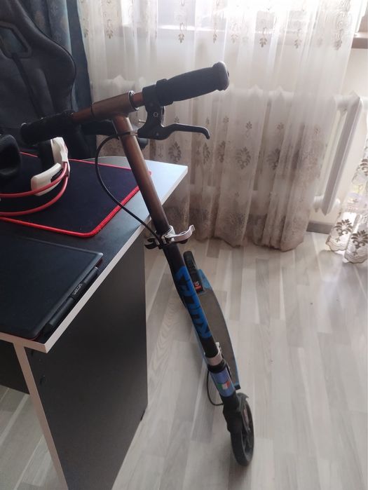 Самокат трюковой