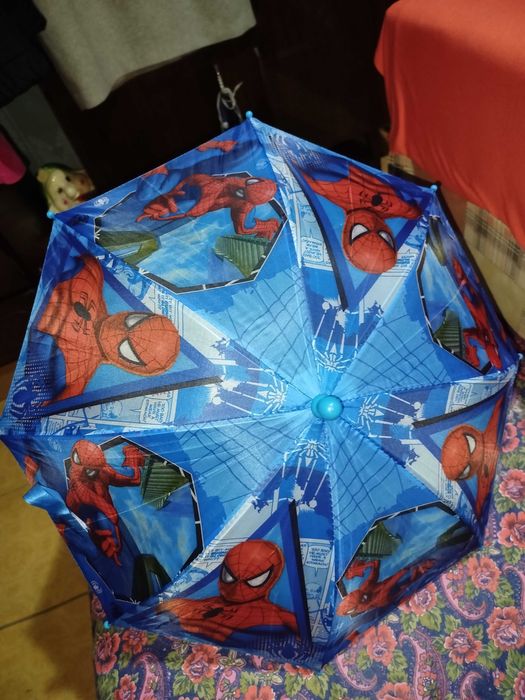 Зонт, яркий, герой мультфильма