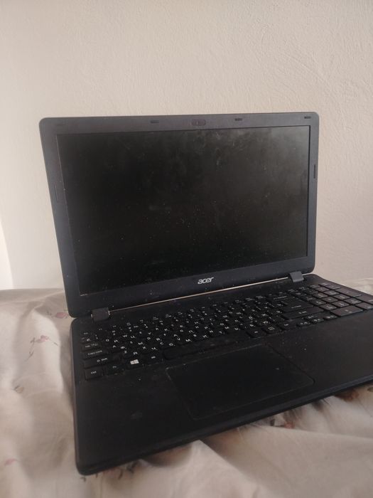 Ноутбук acer 1366x768