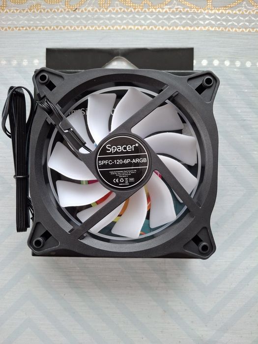 Vând Cooler fan de la Spacer nou