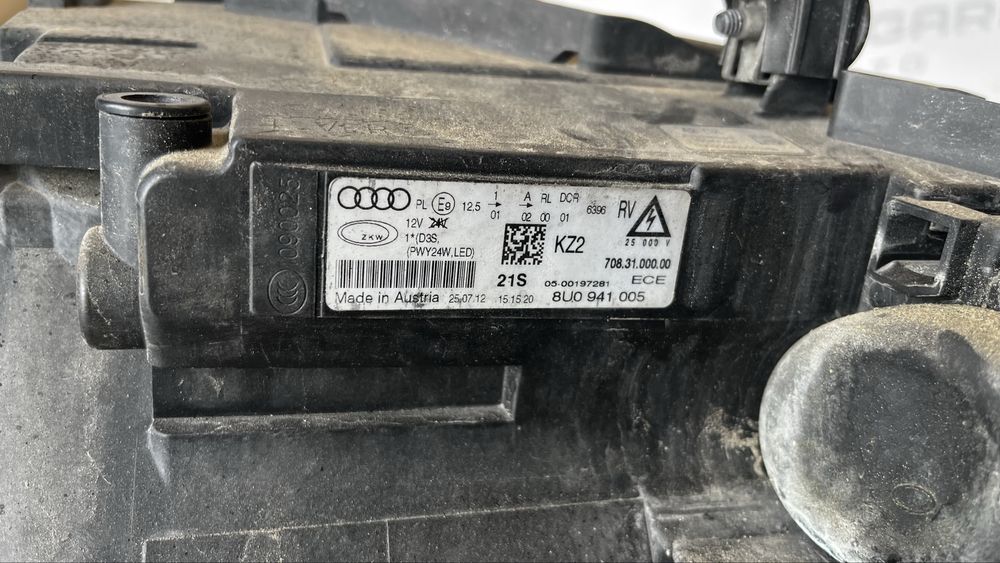 Audi Q3 Bi-Xenon Led ляв фар