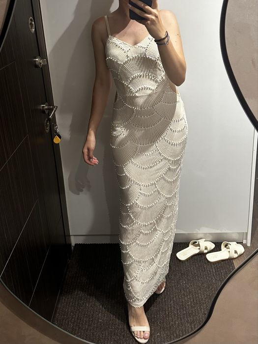 Нова дълга рокля