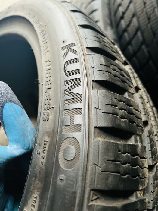 Два баллона – 225 / 40 / 19 –зима !!!