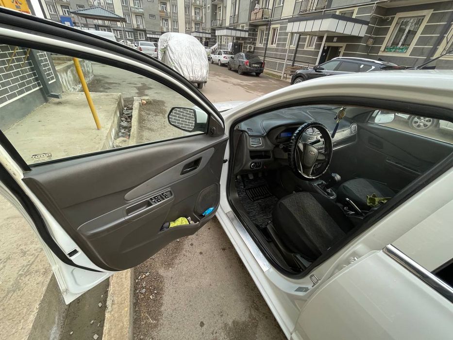 Кобилт сотилади 2014