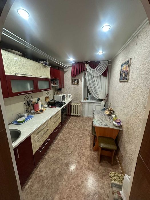 3-комнатная квартира( Достык)