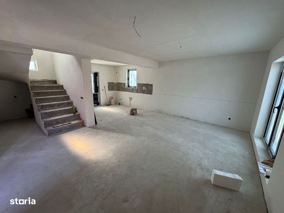 Casa noua, P+M, 4 camere, terasa, teren 550 m2, central, CORNU