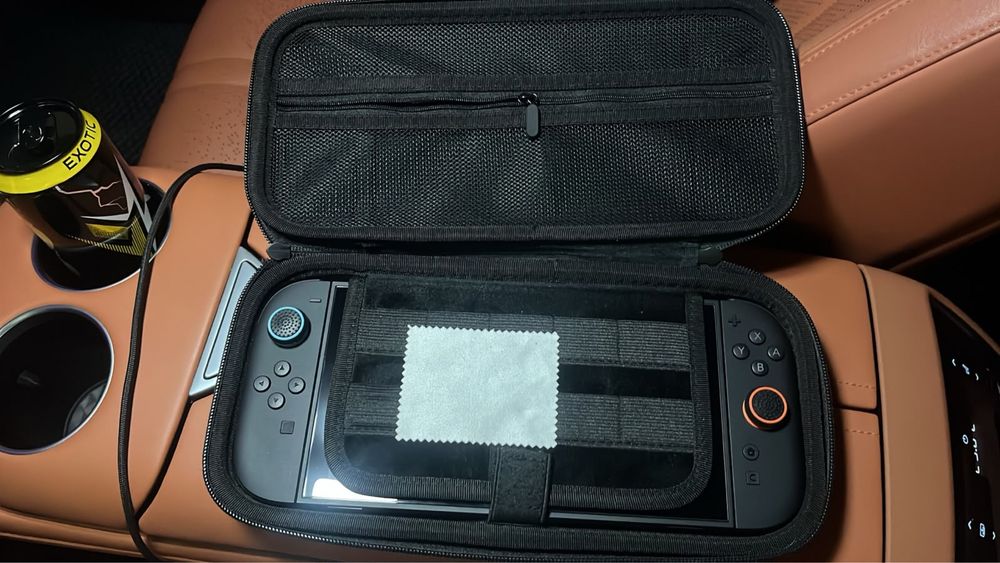nintendo switch 2 + joystick pro controller  игра persona 3