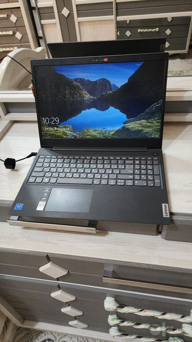Ноутбук Lenova İntel