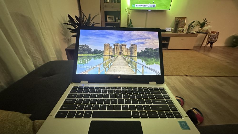 Laptop 2 in 1 MYRIA MY8312SV,touchscreen,ssd,ultraportabil!