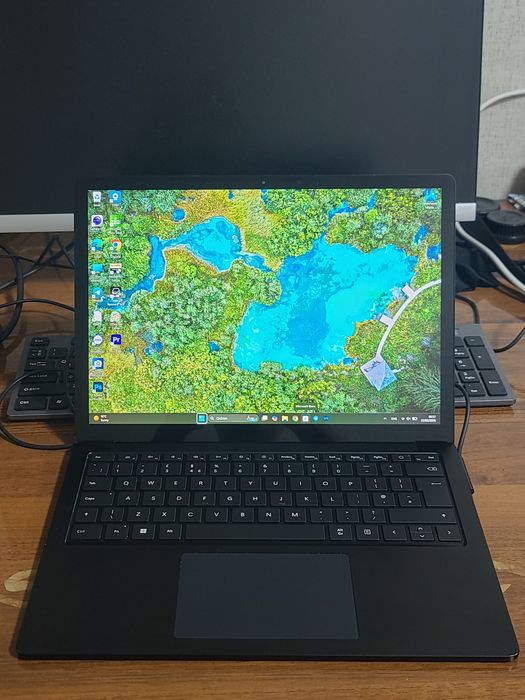 Microsoft surface laptop 5 i7 1265U 16GB/2TB sensor ekran