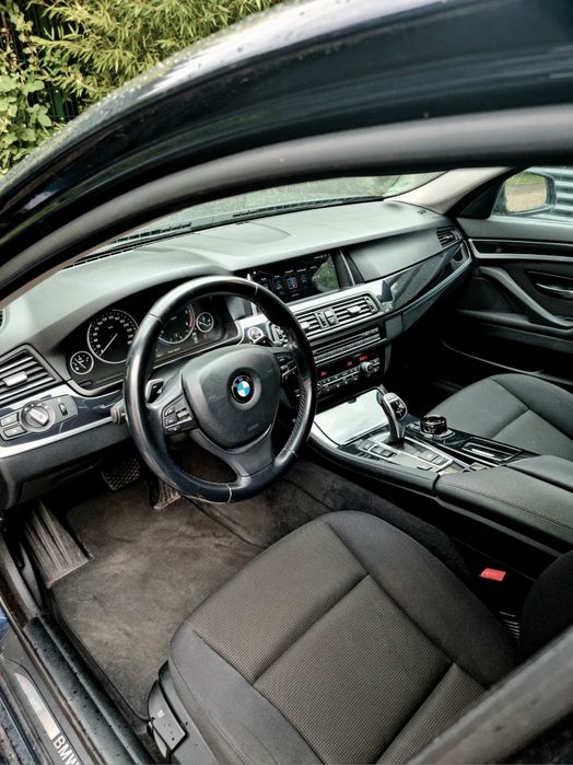 BMW F10 Seria 5 520d M-Packet