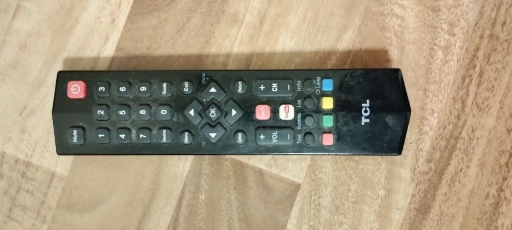 Продаю телевизор TCL LED32D2930
16:9,