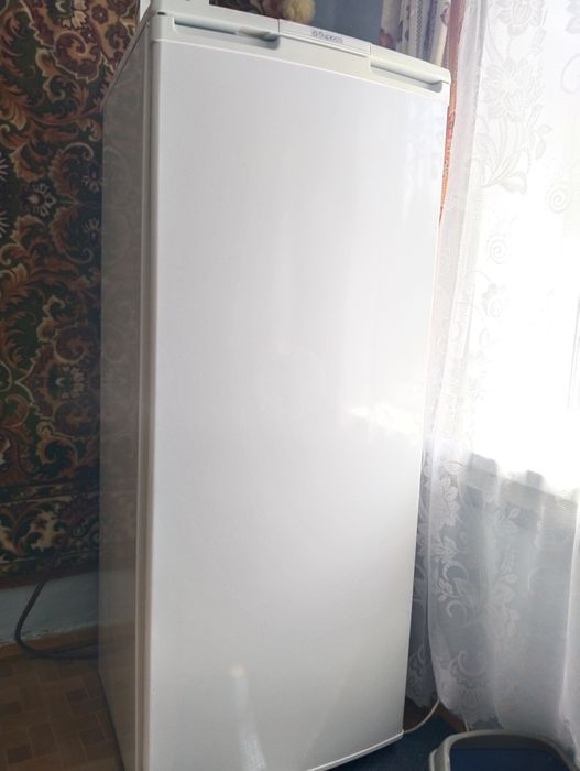 Продается  холодильник
