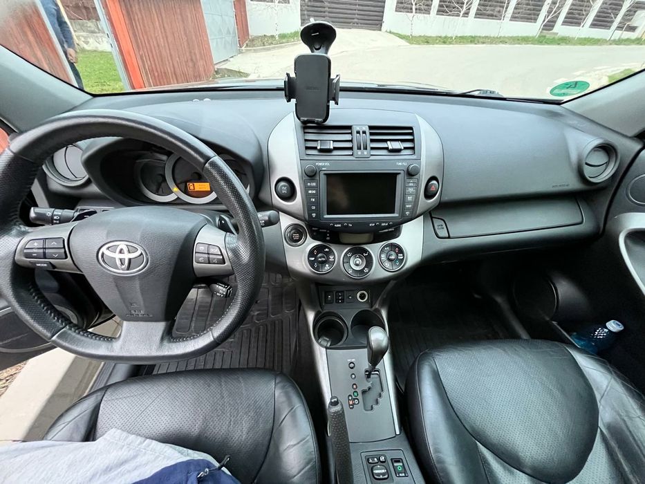 Se vinde Toyota Rav-4,  172000km