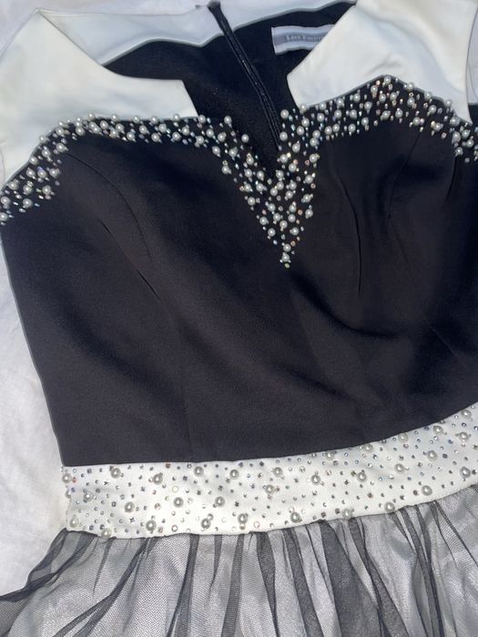 Вечерное платье кийлмаган умуман