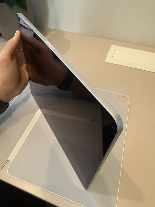 iPad Pro 12.9” Gen 5 (M1) + Apple Pencil – stare foarte bună