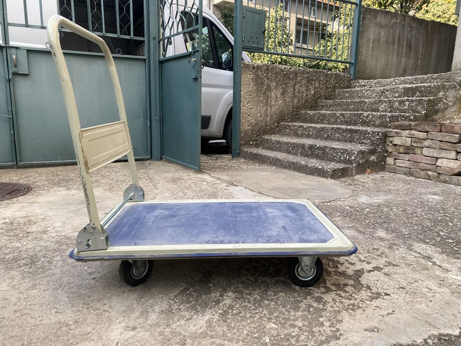 Количка 300кг пладформена ръчна нова